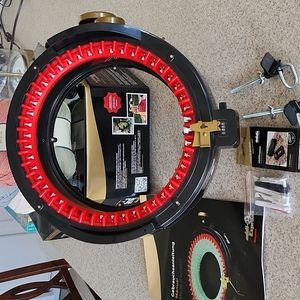 addi-Express Kingsize Knitting Machine with yarn